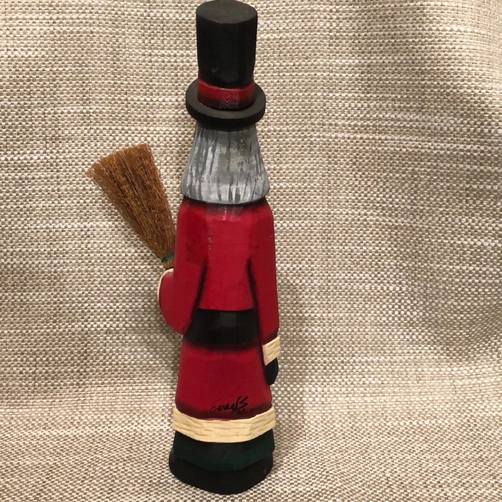 Santa - Picture 4 of 6